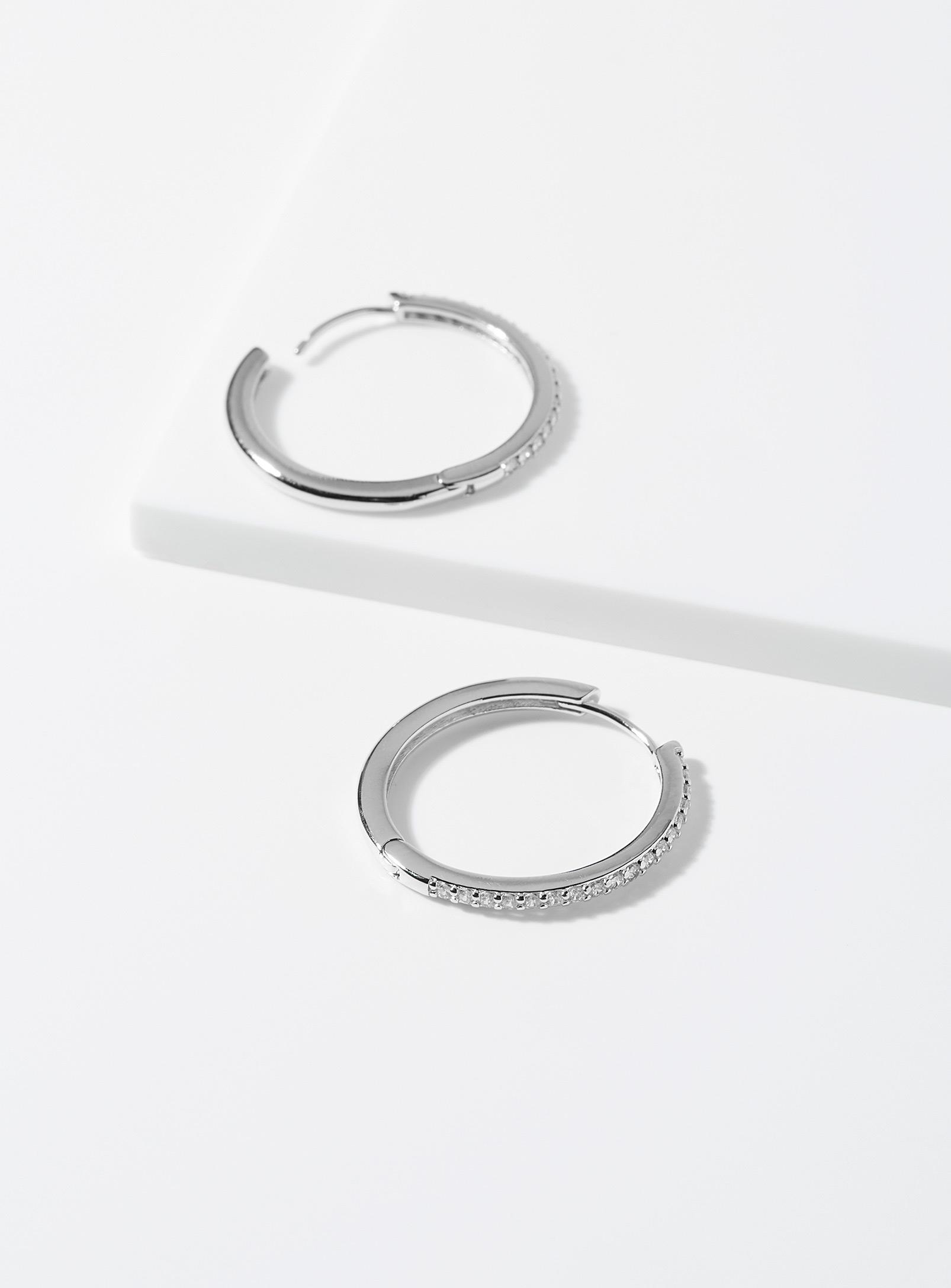 Simons - Women's Crystal shine Hoop Earrings