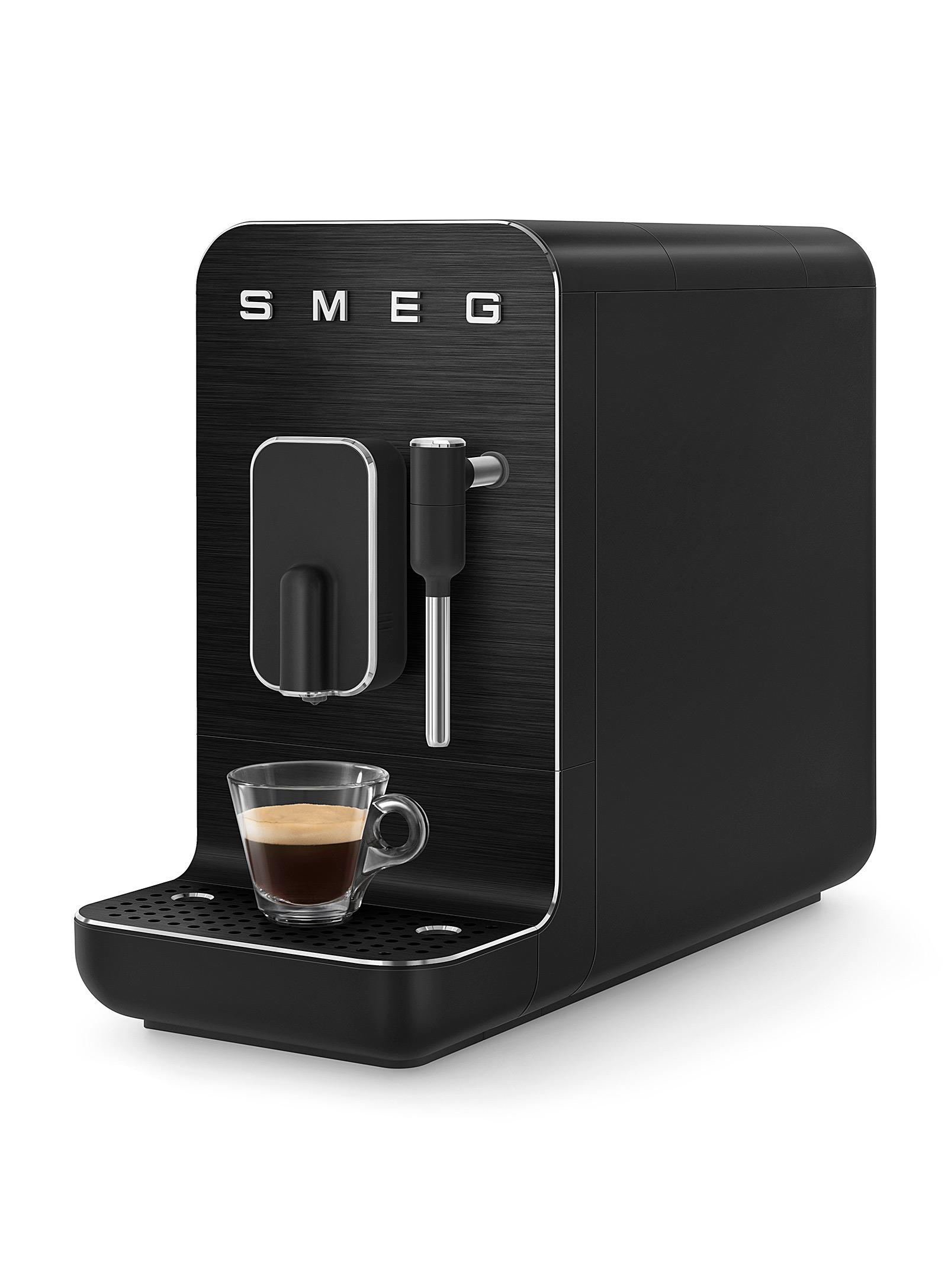 Matte black automatic espresso coffee machine