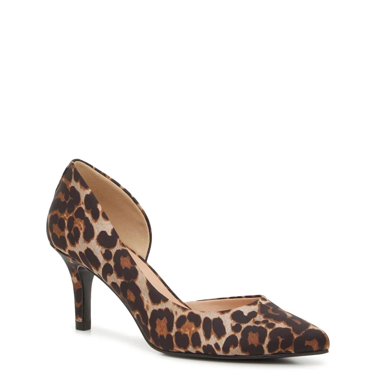 Kelly & Katie Satela Pump