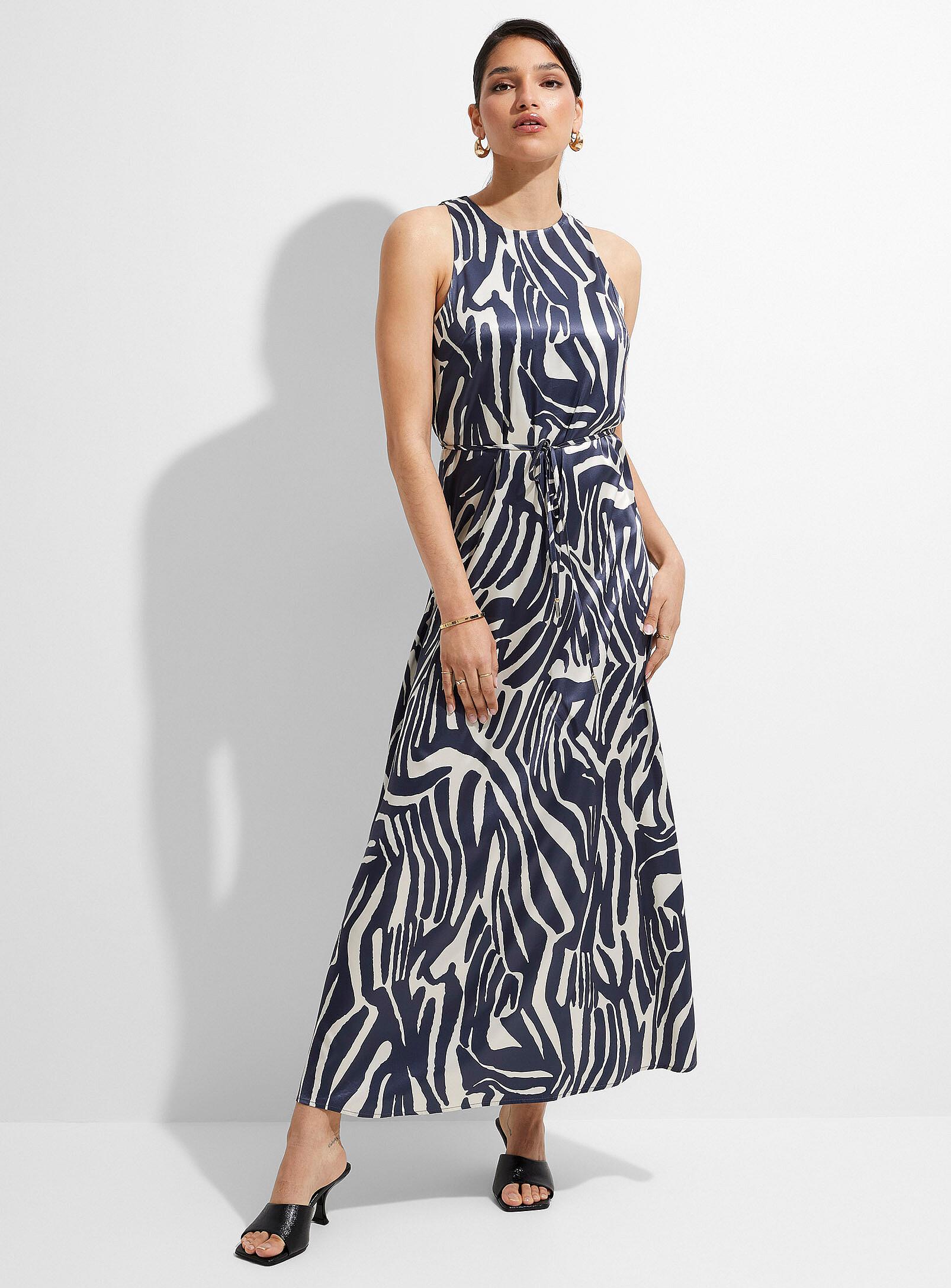 Cutaway shoulder printed maxi satin dress